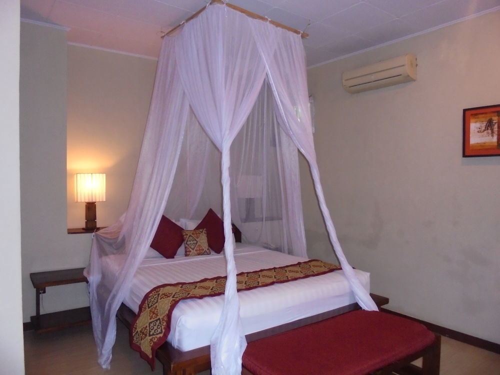 Puri Ayu Hotel 4*